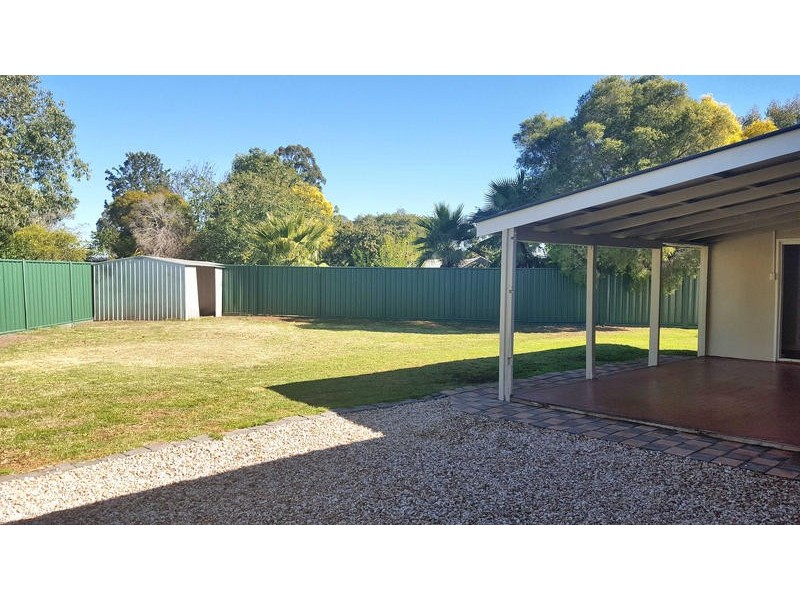 6 Blaxland Road, Dalby QLD 4405