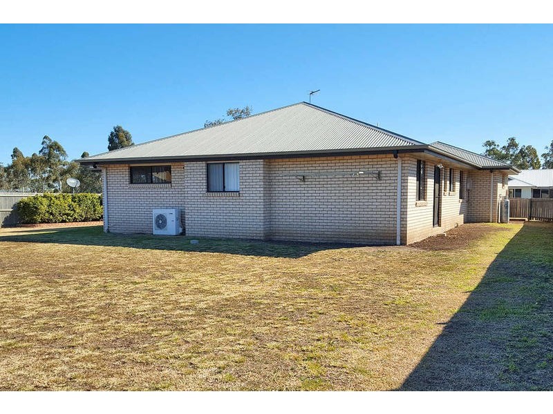 5 Turnberry Way, Dalby QLD 4405