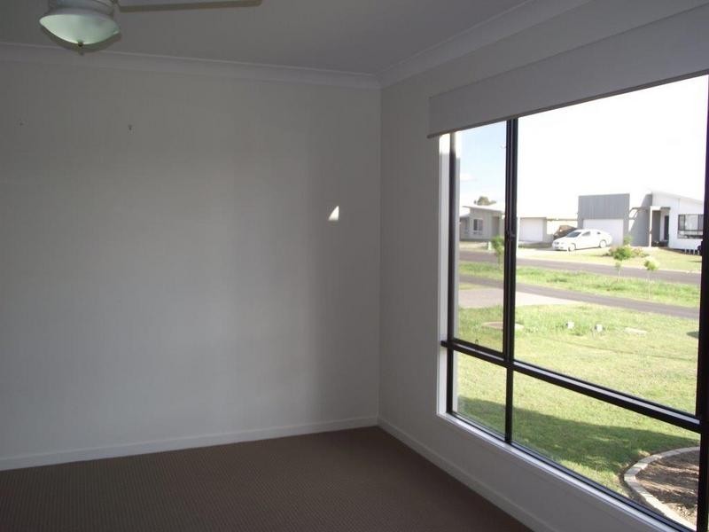48 Gosden Drive, Dalby QLD 4405