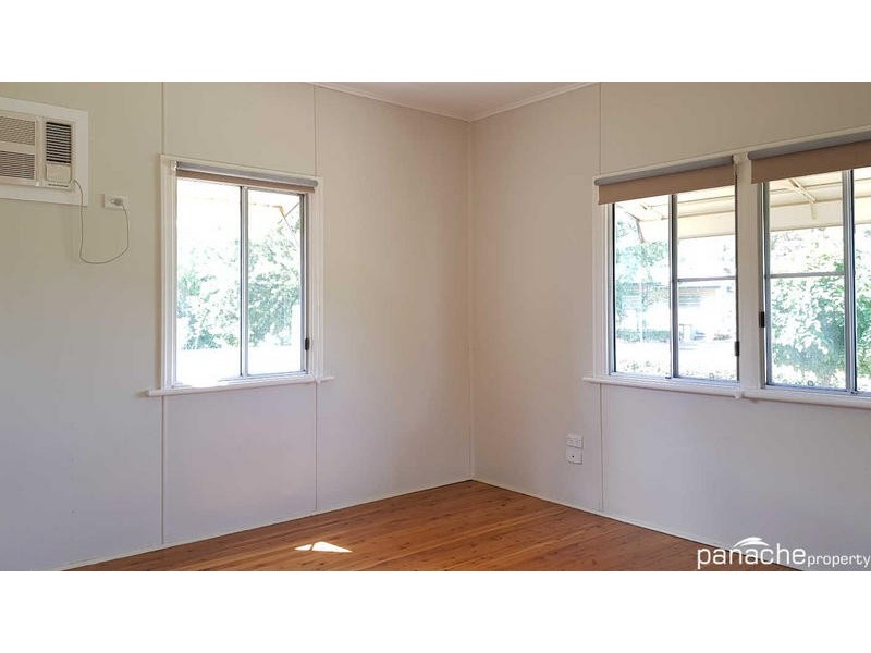 12 Geisel Street, Dalby QLD 4405