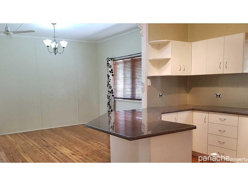12 Geisel Street, Dalby QLD 4405