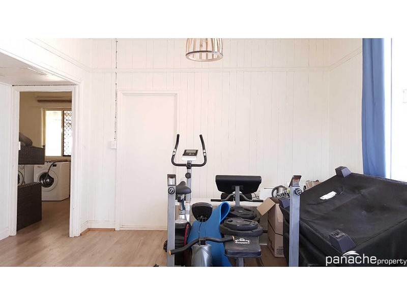 57 Nicholson Street, Dalby QLD 4405