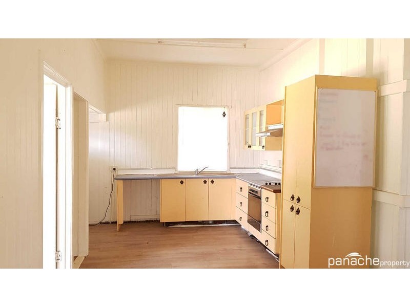 57 Nicholson Street, Dalby QLD 4405