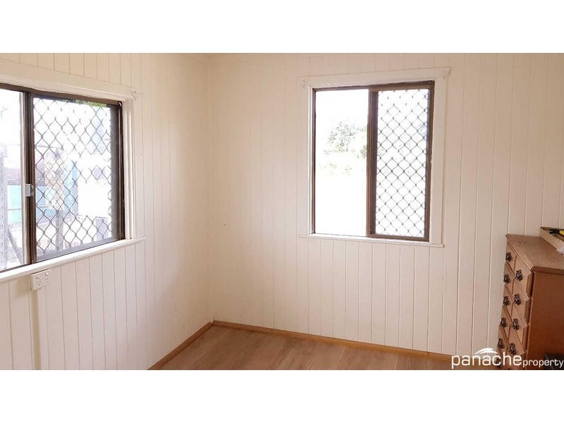 57 Nicholson Street, Dalby QLD 4405