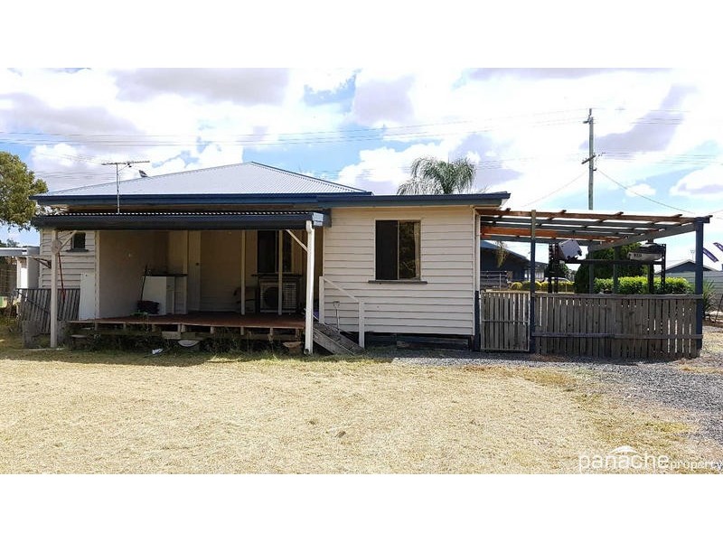 57 Nicholson Street, Dalby QLD 4405