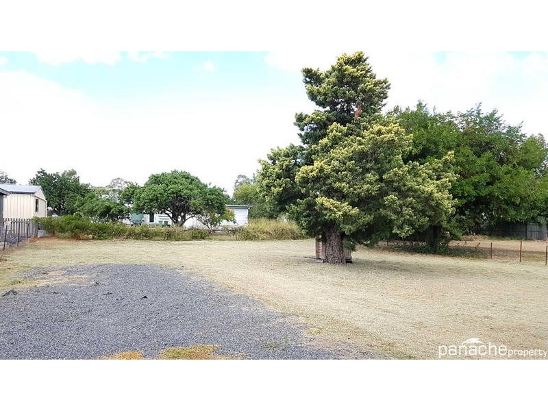 57 Nicholson Street, Dalby QLD 4405