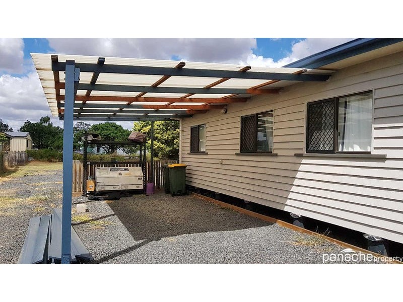 57 Nicholson Street, Dalby QLD 4405