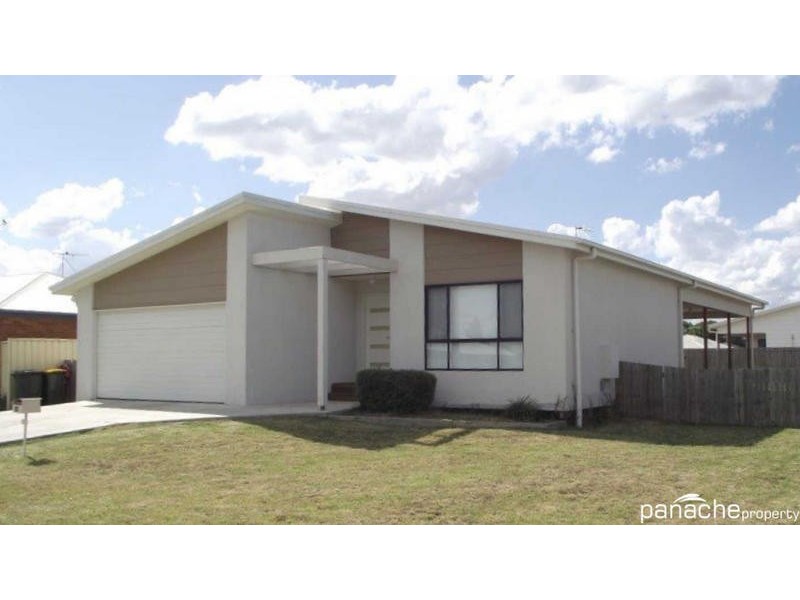 13 Barry Place, Dalby QLD 4405
