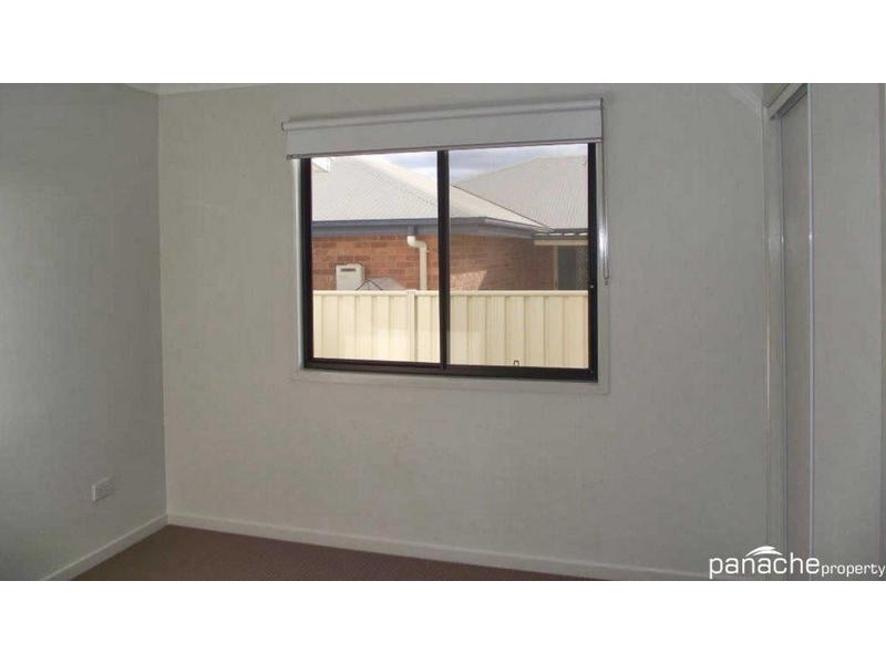 13 Barry Place, Dalby QLD 4405