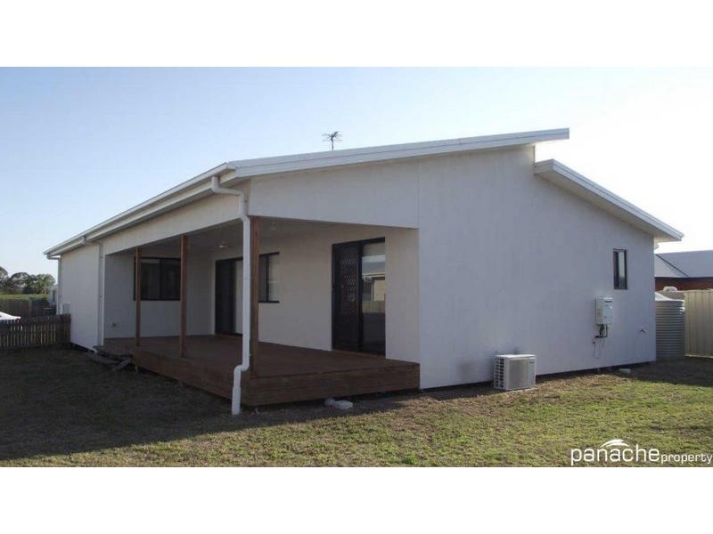 13 Barry Place, Dalby QLD 4405