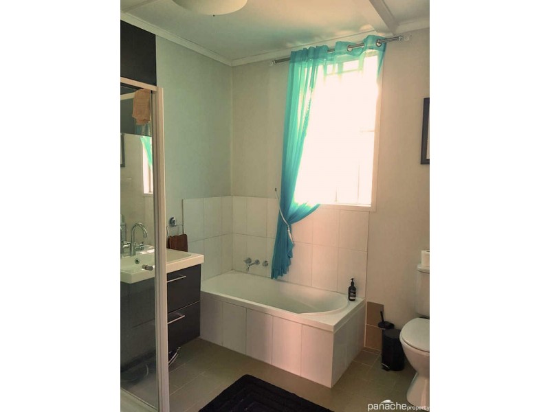 43 Palmer Street, Dalby QLD 4405