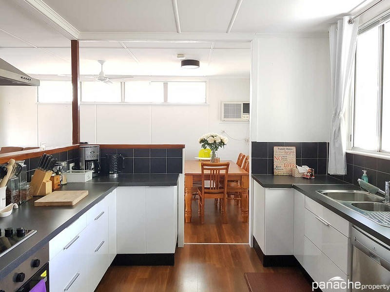 43 Palmer Street, Dalby QLD 4405