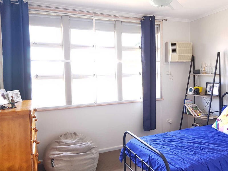 43 Palmer Street, Dalby QLD 4405