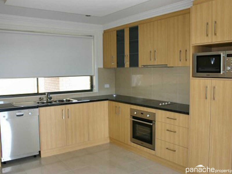 Unit 1, 8 Montclair Close, Dalby QLD 4405