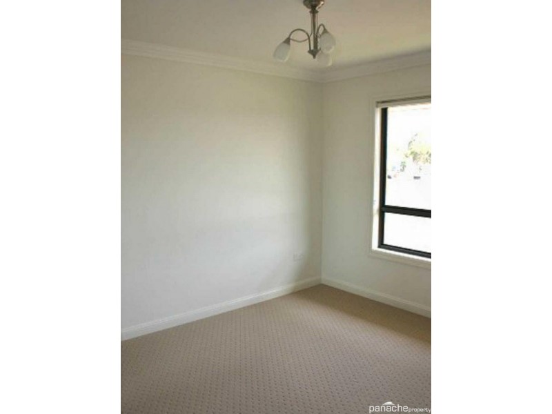 Unit 1, 8 Montclair Close, Dalby QLD 4405