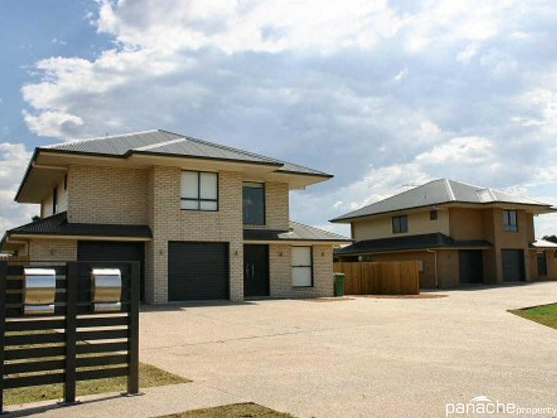 Unit 1, 8 Montclair Close, Dalby QLD 4405