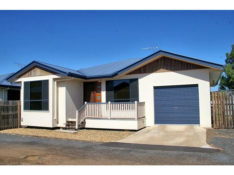 Unit 2, 124 Edward Street, Dalby QLD 4405