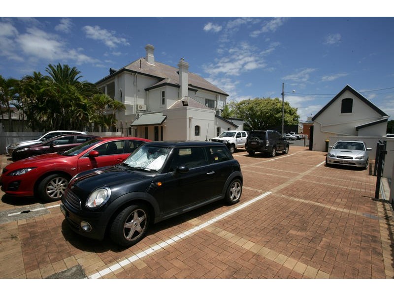 191-193 Bourbong Street, Bundaberg Central QLD 4670