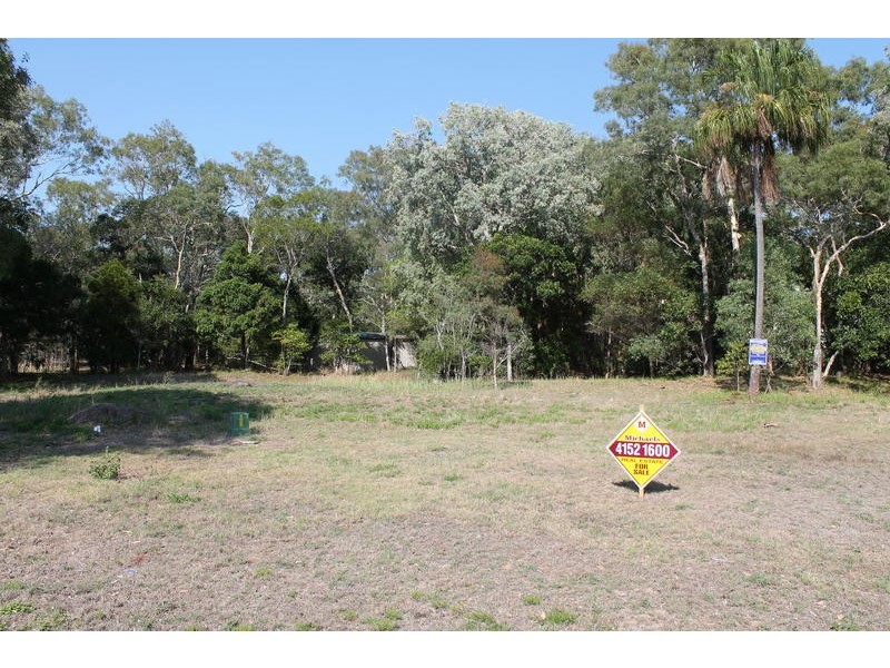 Moore Park Beach QLD 4670