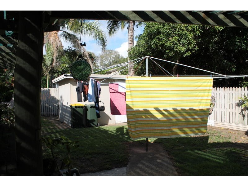 Moore Park Beach QLD 4670