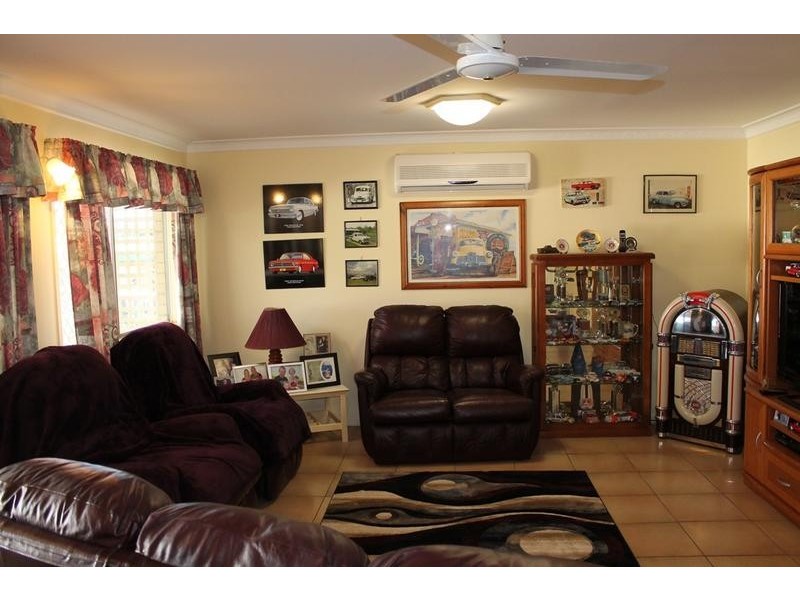 64 Hinkler Avenue, Bundaberg North QLD 4670