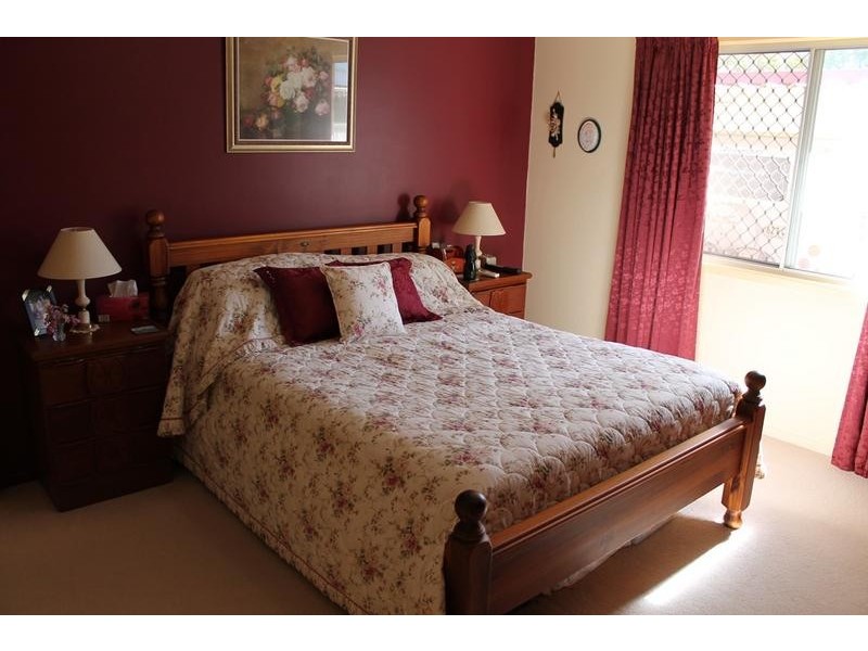 64 Hinkler Avenue, Bundaberg North QLD 4670