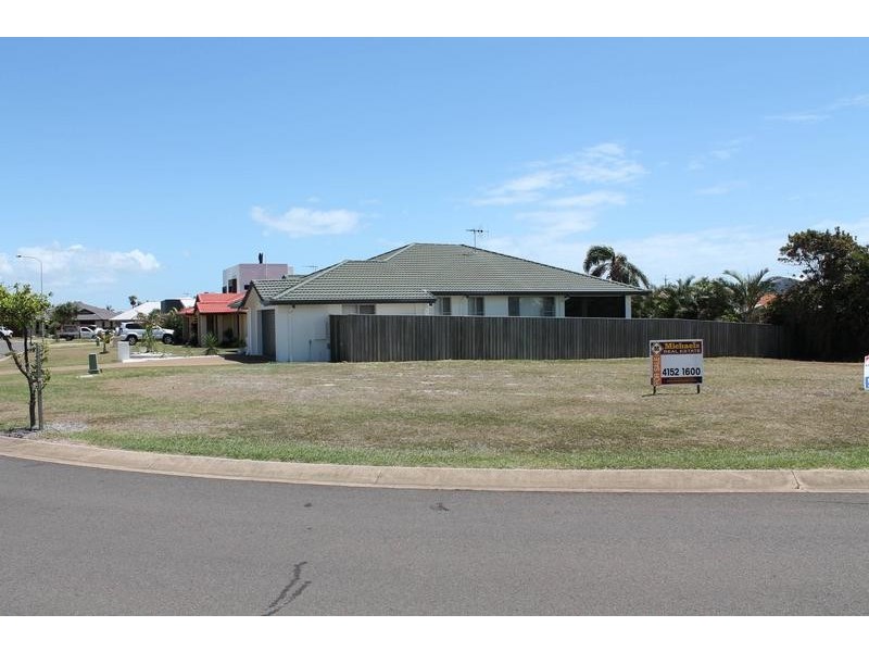 4 Breeze Drive, Bargara QLD 4670