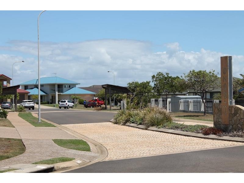 4 Breeze Drive, Bargara QLD 4670