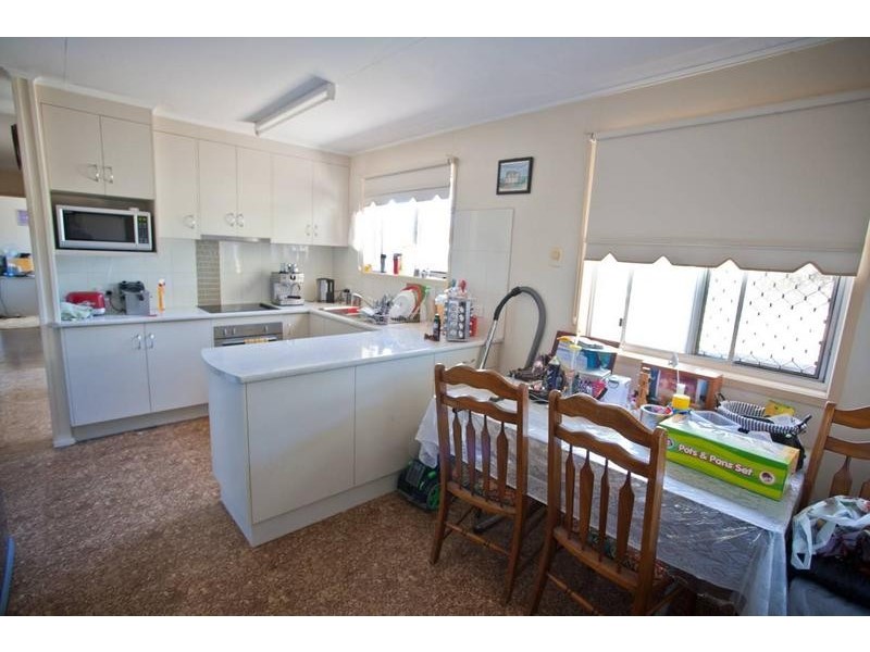 26 Lovejoy Street, Avenell Heights QLD 4670