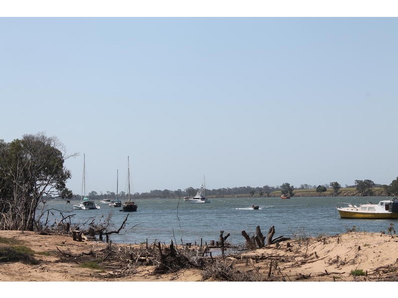 78 Mariners Way, Bundaberg North QLD 4670