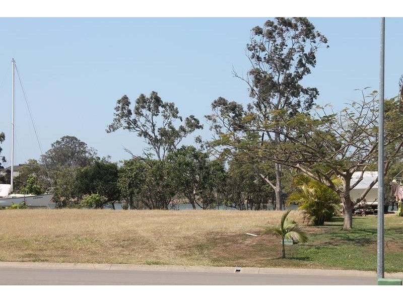 78 Mariners Way, Bundaberg North QLD 4670