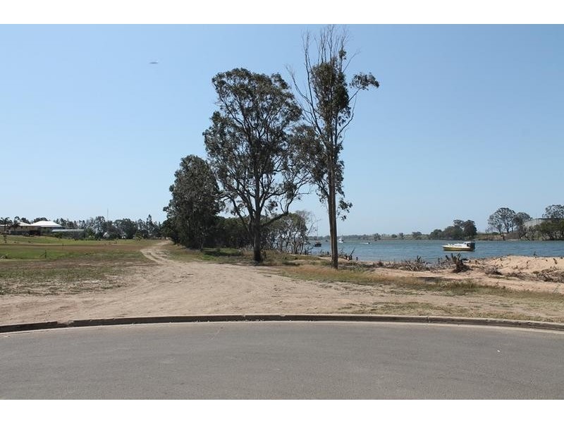 78 Mariners Way, Bundaberg North QLD 4670