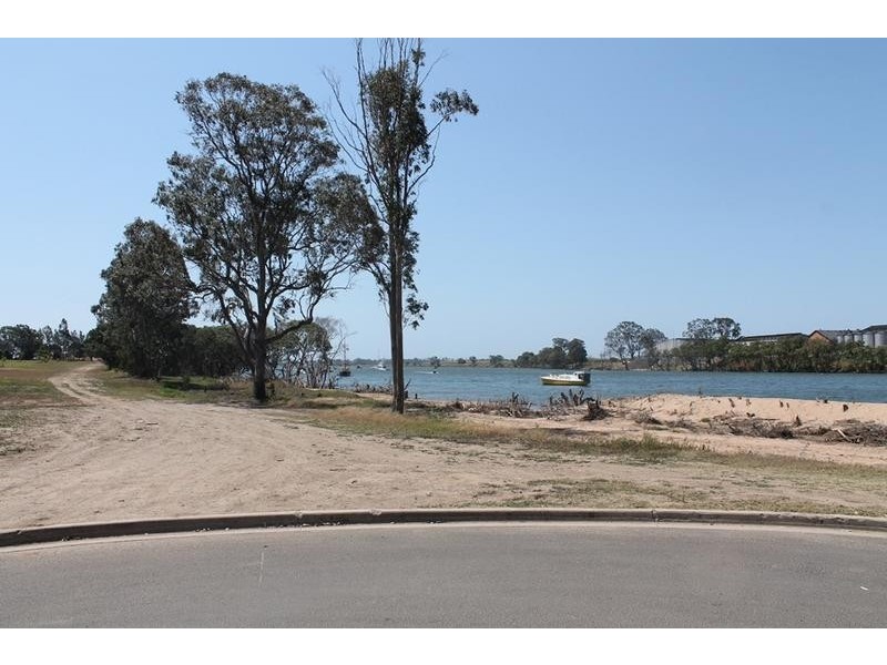 78 Mariners Way, Bundaberg North QLD 4670