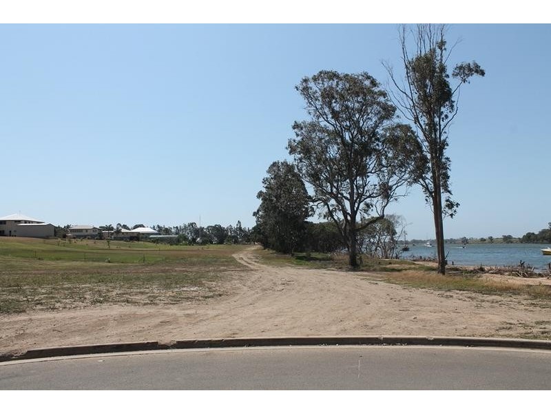 78 Mariners Way, Bundaberg North QLD 4670