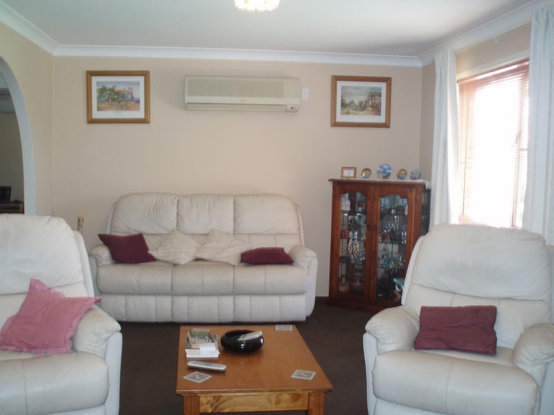 5 Tomlins Court, Avenell Heights QLD 4670