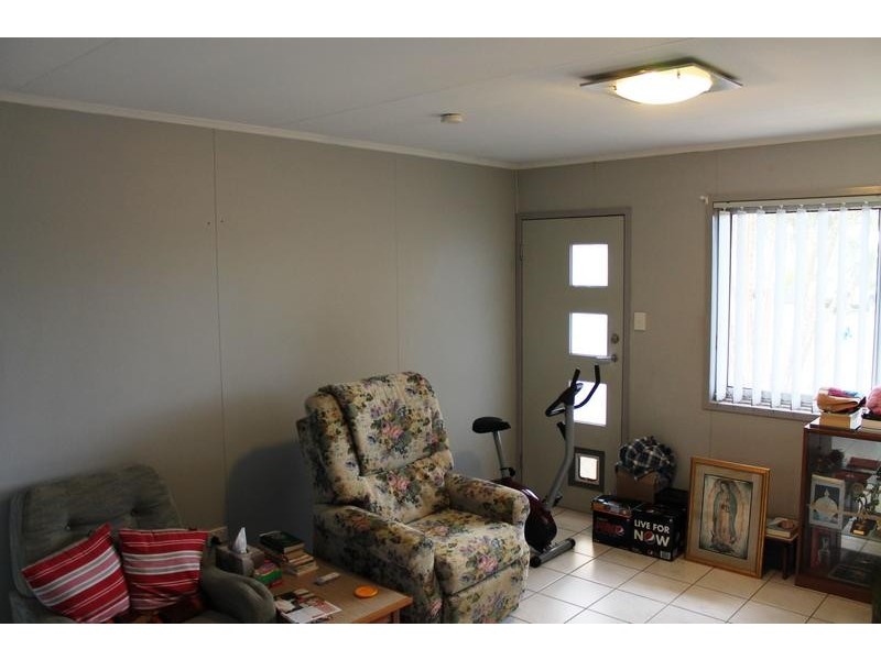 1,2,3 34 Fairymead Road, Bundaberg North QLD 4670
