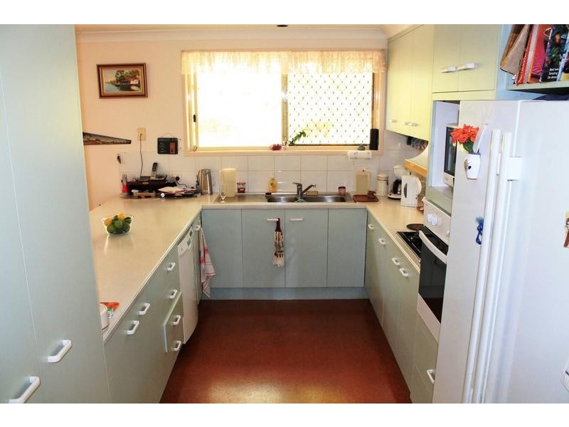 33 Cockatoo Crescent, Gooburrum QLD 4670