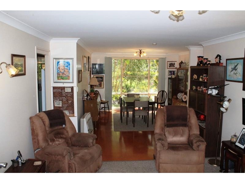 33 Cockatoo Crescent, Gooburrum QLD 4670