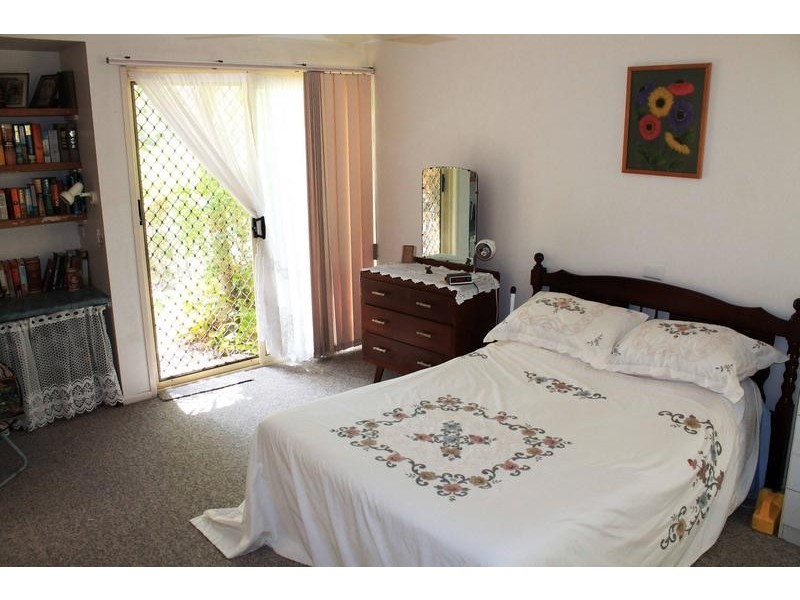 33 Cockatoo Crescent, Gooburrum QLD 4670