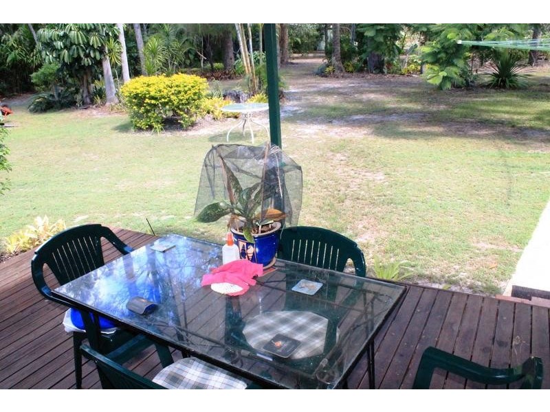 33 Cockatoo Crescent, Gooburrum QLD 4670