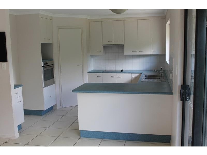 14 Slalom Crescent, Branyan QLD 4670