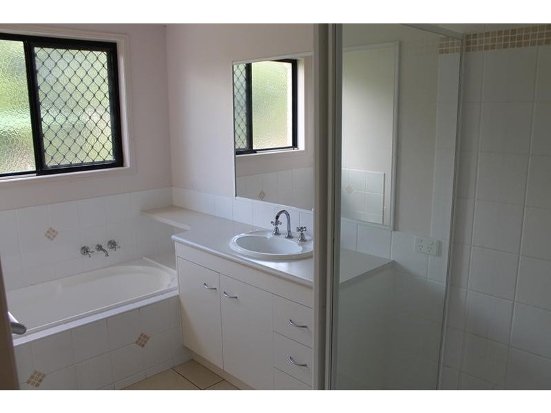 14 Slalom Crescent, Branyan QLD 4670