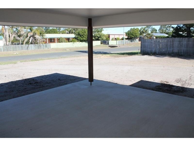 12 Logan Road, Innes Park QLD 4670