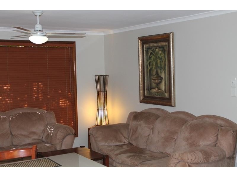 1&2 18a Mclachlan Drive, Avenell Heights QLD 4670