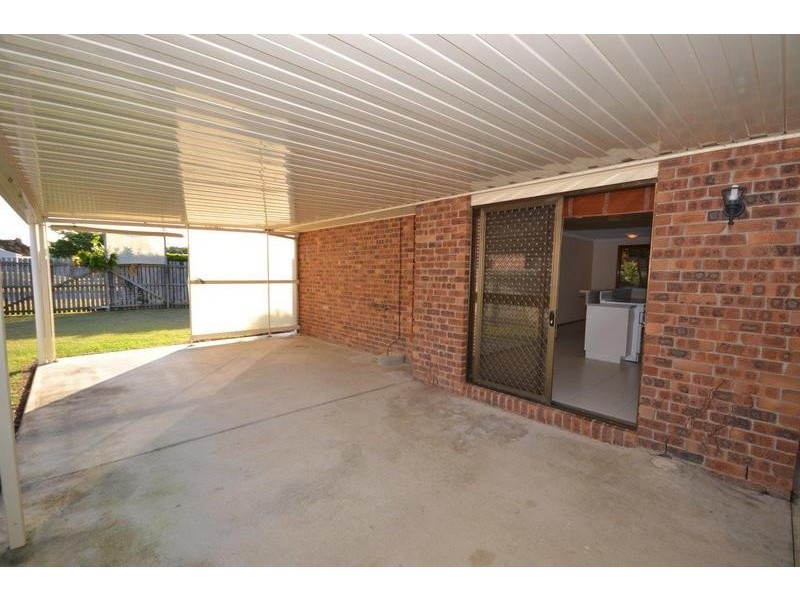 1&2 18a Mclachlan Drive, Avenell Heights QLD 4670