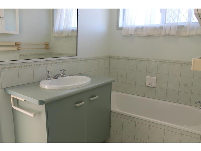 64 Tanderra Drive, South Kolan QLD 4670