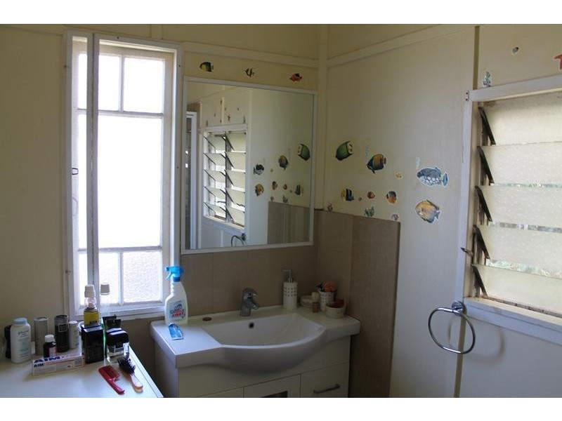 3 Kent Street, Bundaberg East QLD 4670