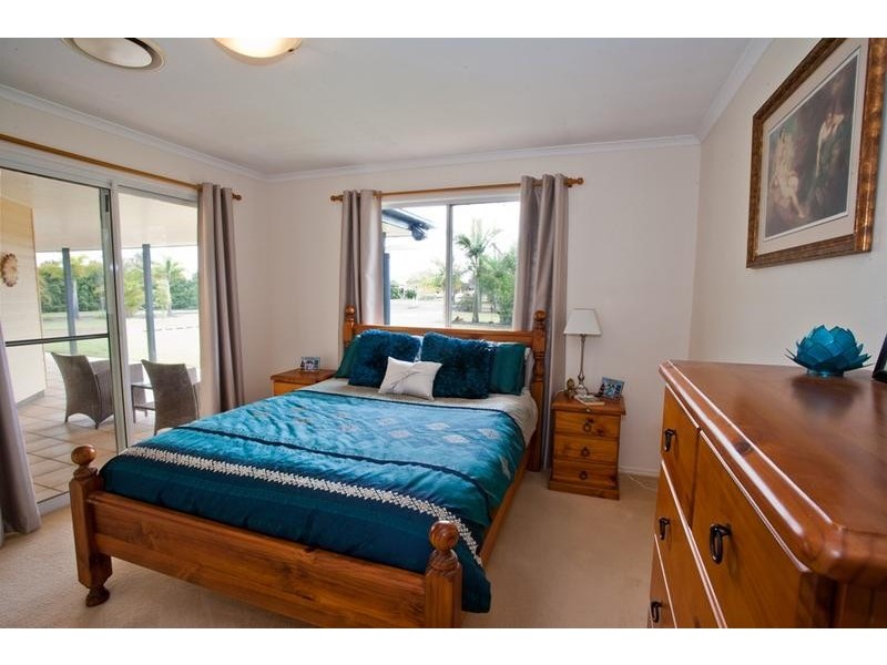 42 Polo Place, Branyan QLD 4670