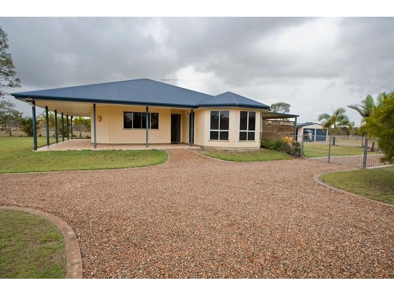 42 Polo Place, Branyan QLD 4670