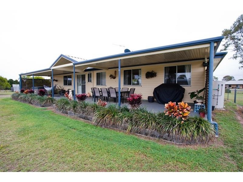 42 Polo Place, Branyan QLD 4670